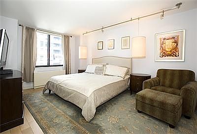 4th image of 300 E 54th St #22DE