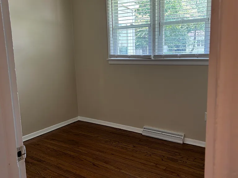 2245 Edgar Rd — Photo 13