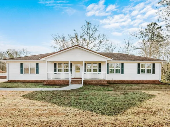 674 Yancey Road, Arnoldsville, GA 30619