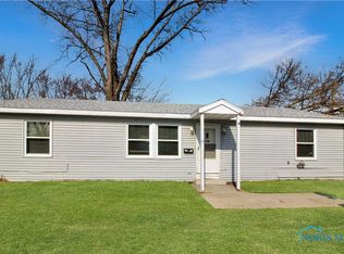 424 Short St, Pt Clinton, OH 43452