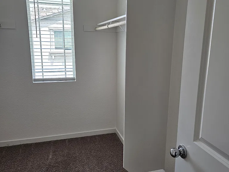 4385 Silver Cedar Ln — Photo 16