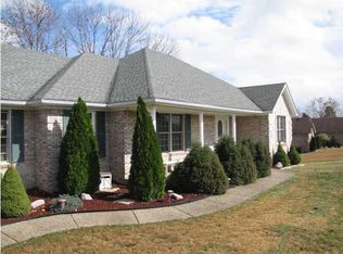 154 Sarah Elizabeth Way, Taylorsville, KY 40071