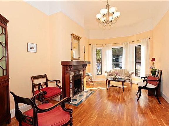 3rd image of 4224 26th St