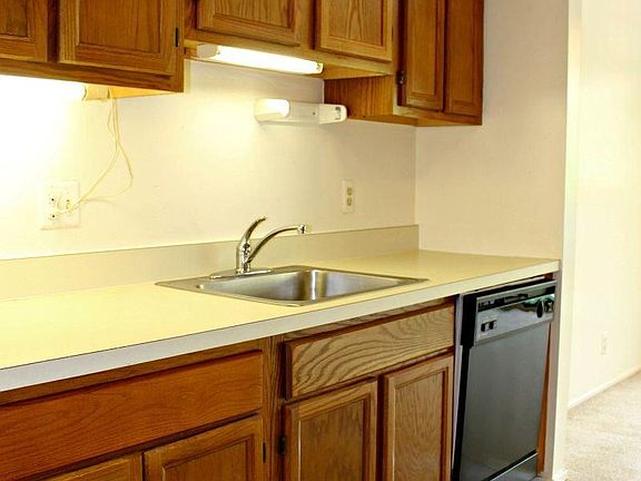 3rd image of 2140 Pauline Blvd APT 306