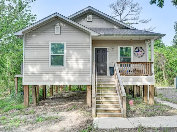 301 Bayou Dr, Channelview, TX 77530