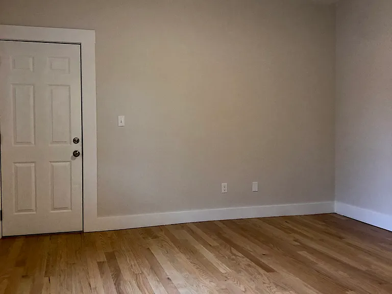 85 Pine St #1 — Photo 8