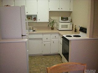 5th image of 2465 Park Pl