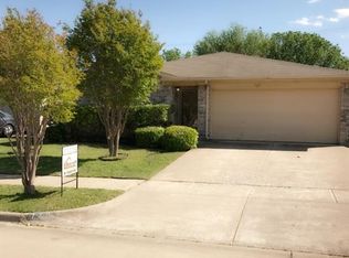 728 Charles City Dr, Arlington, TX 76018