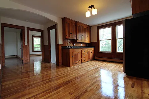 15 Broad St #3 Photo 1