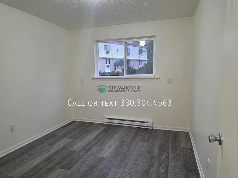 Village Woods Apartments — Photo 13