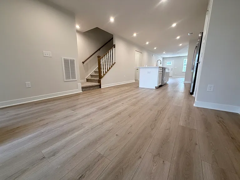 2316 Elowen Ln — Photo 5
