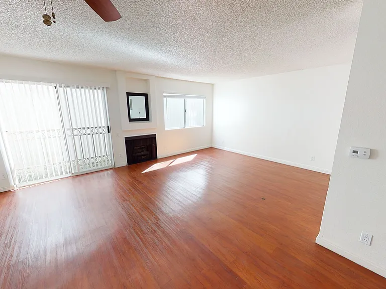 Regency Detroit Apartments — Photo 9