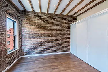 Rented by Places NYC