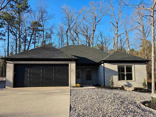 24 Sacedon Ln, Hot Springs Village, AR 71909