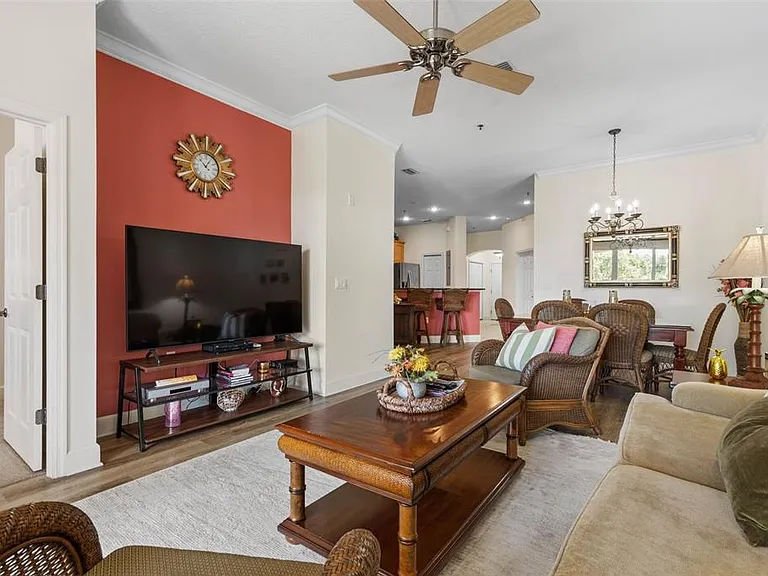 35 Ocean Crest Way #1124 — Photo 7