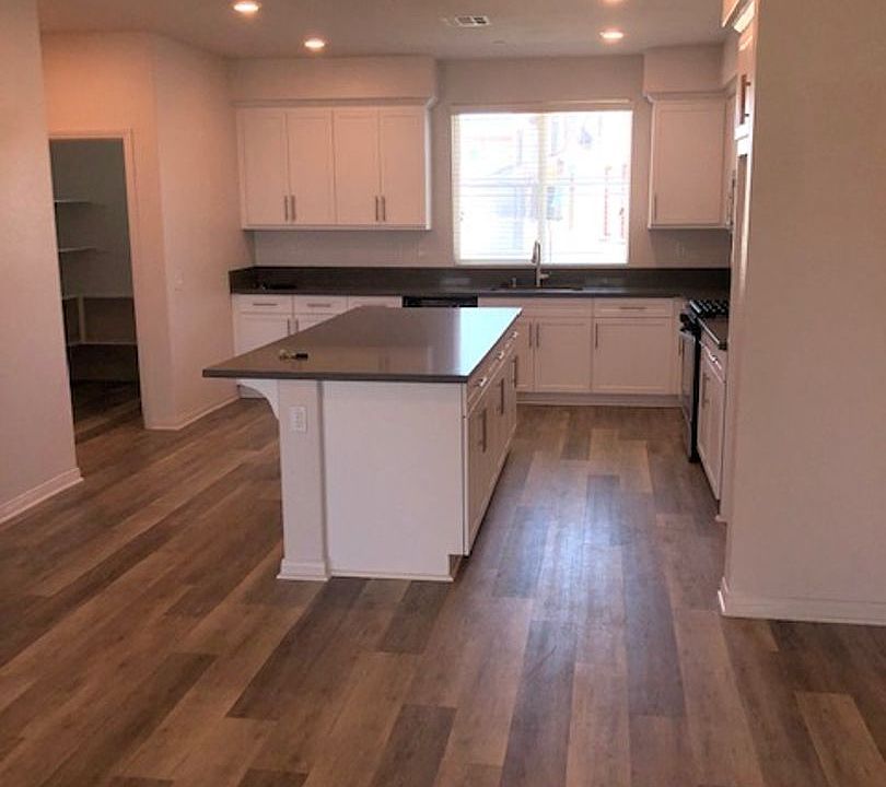 1st image of 673 Camino Tierra Santa
