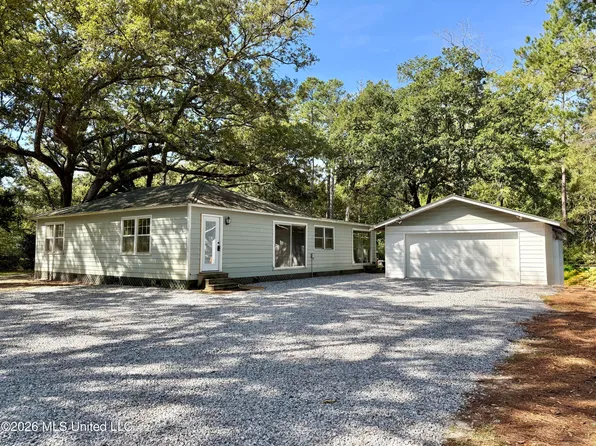 10117 Johns Bayou Rd, Vancleave, MS 39565