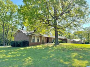 3820 Caffey Woods Rd, Anniston, AL 36207