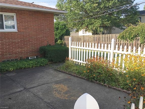 4th image of 6436 Brookhill Dr
