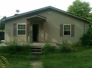 39261 W Huron River Dr, Romulus, MI 48174