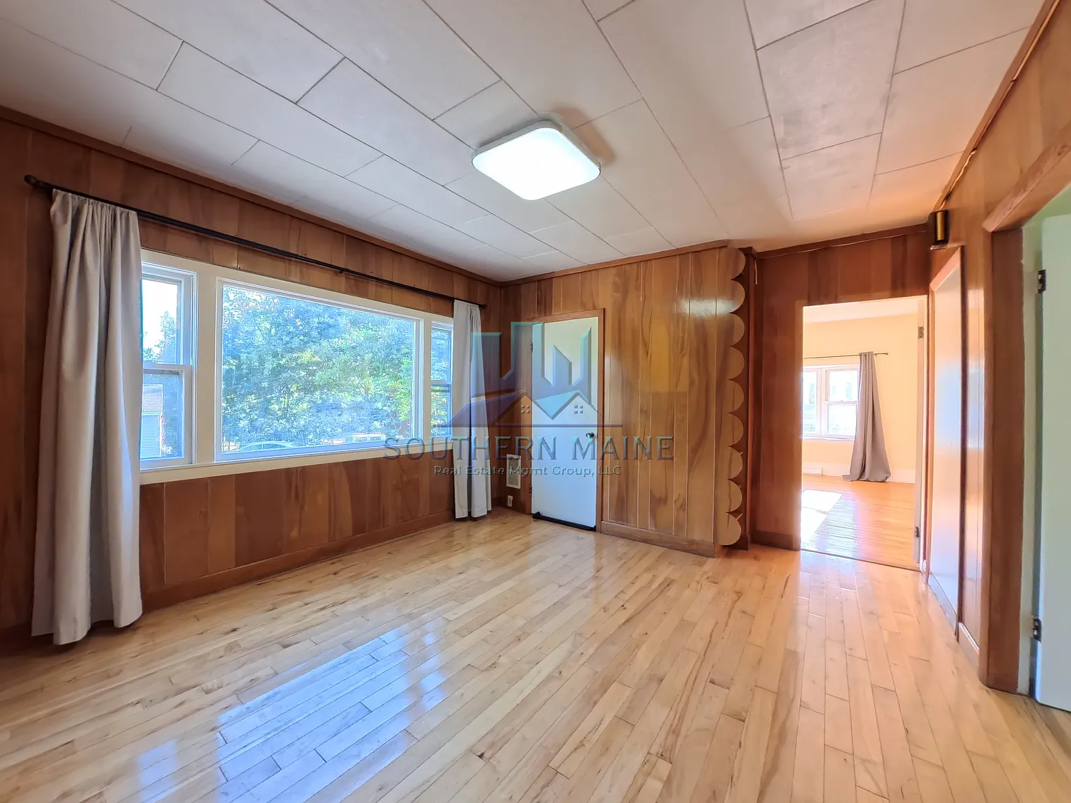 2 bed, 885 sqft, $2,100 — Photo 4