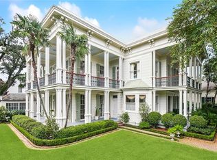 2425 Coliseum St, New Orleans, LA 70130