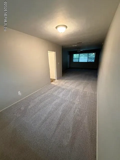 2 bed, 1.0 bath, 1110 sqft, $999 — Photo 2