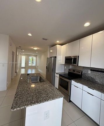 5th image of 14181 SW 126th Path