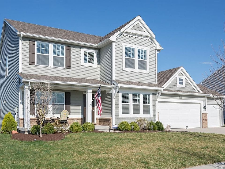 1st image of 9168 Chambord Dr