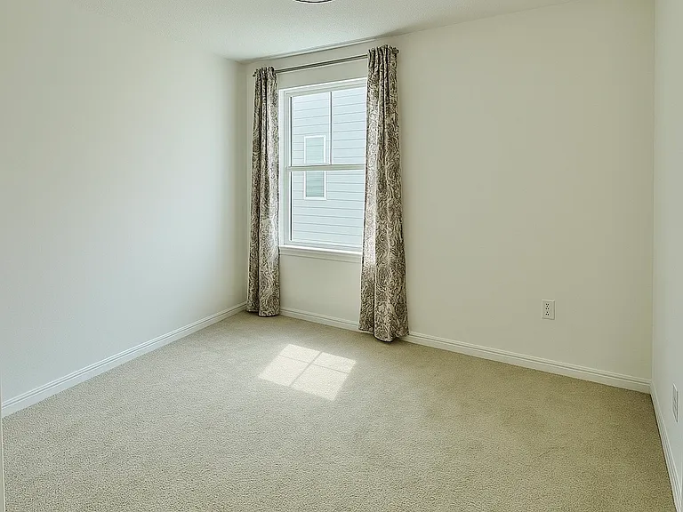 3925 SE 68th Ave — Photo 21