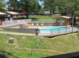 448 Notch Ln, Branson West, MO 65737