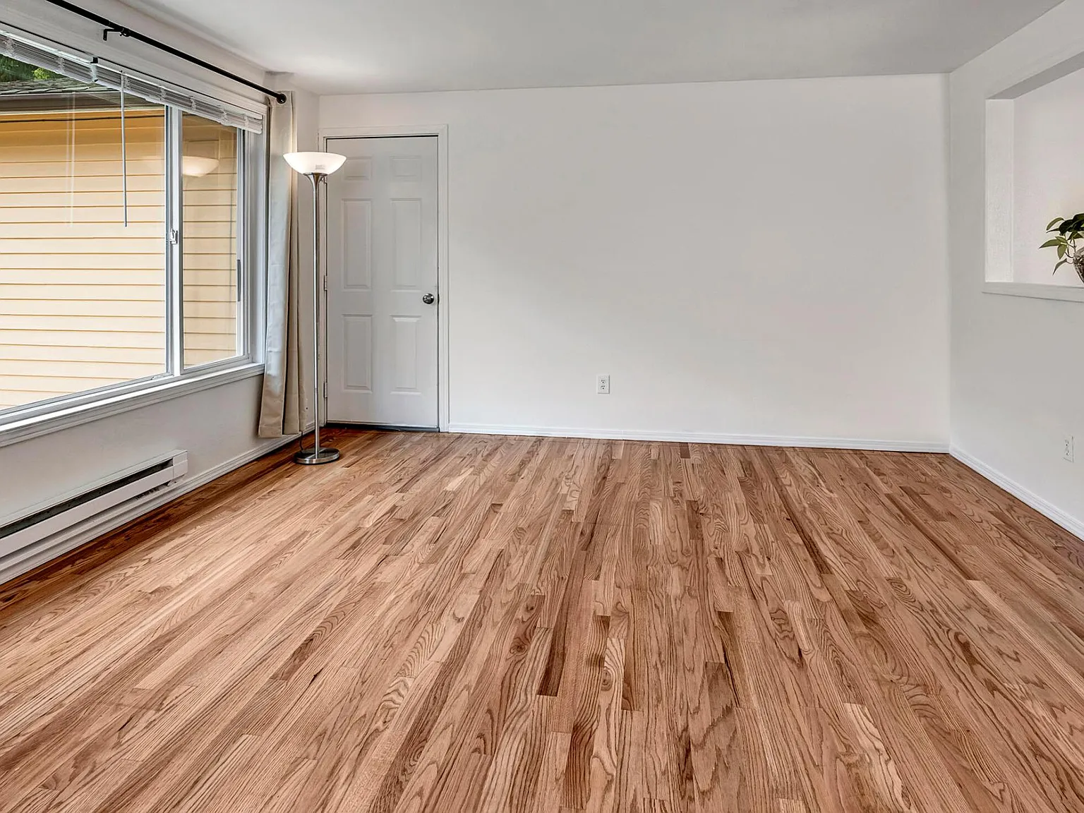 21204 NE 60th Pl — Photo 3