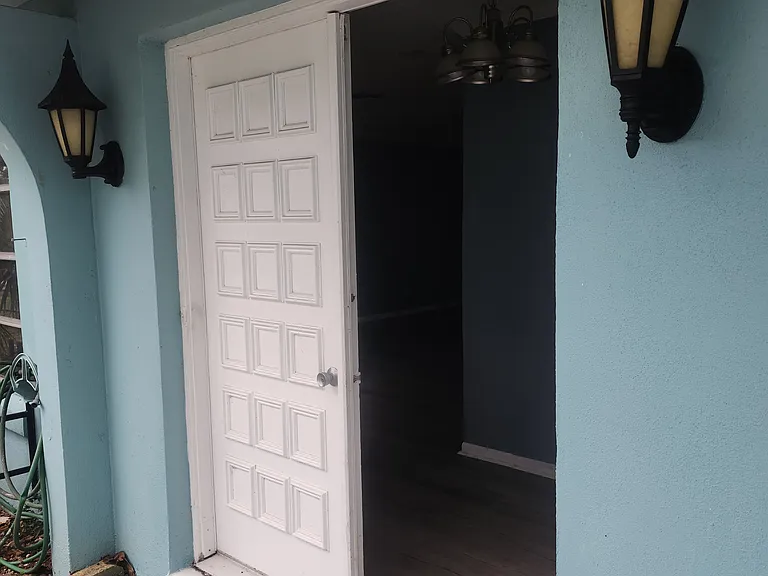 2325 E Dana Dr #2325 — Photo 2