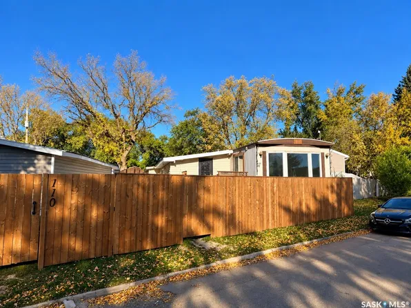 1524 Rayner Avenue #216, Saskatoon, SK S7N 1Y1