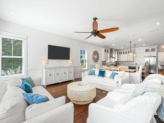 2nd image of 35 Shore Bridge Cir