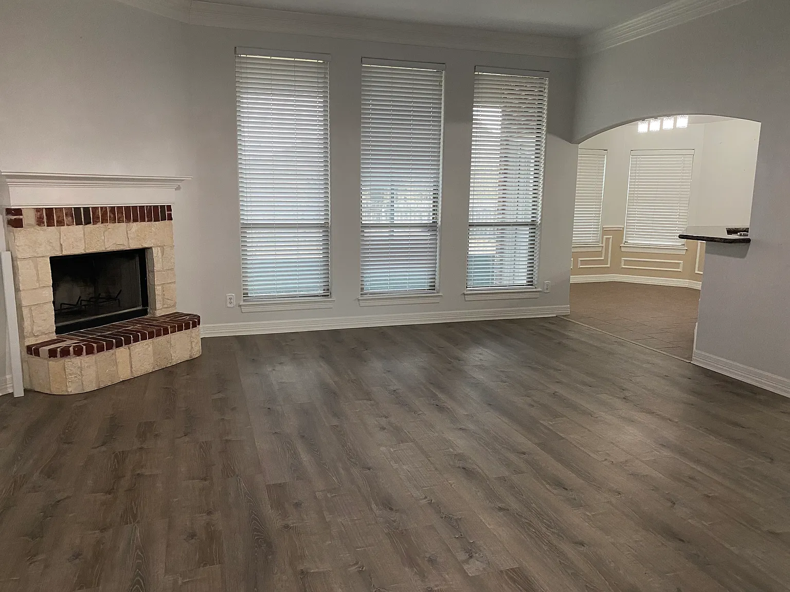 4 bed, 1655 sqft, $2,500 — Photo 4