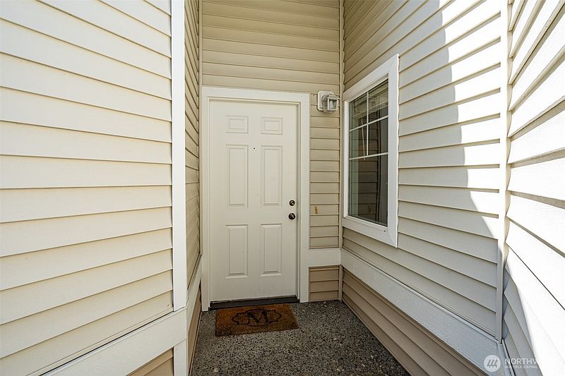 5th image of 4304 S 220th Place