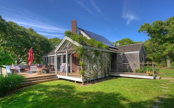 Guest House front entrance