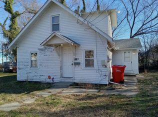 293 1/2 S Pine St, Bridgeton, NJ 08302