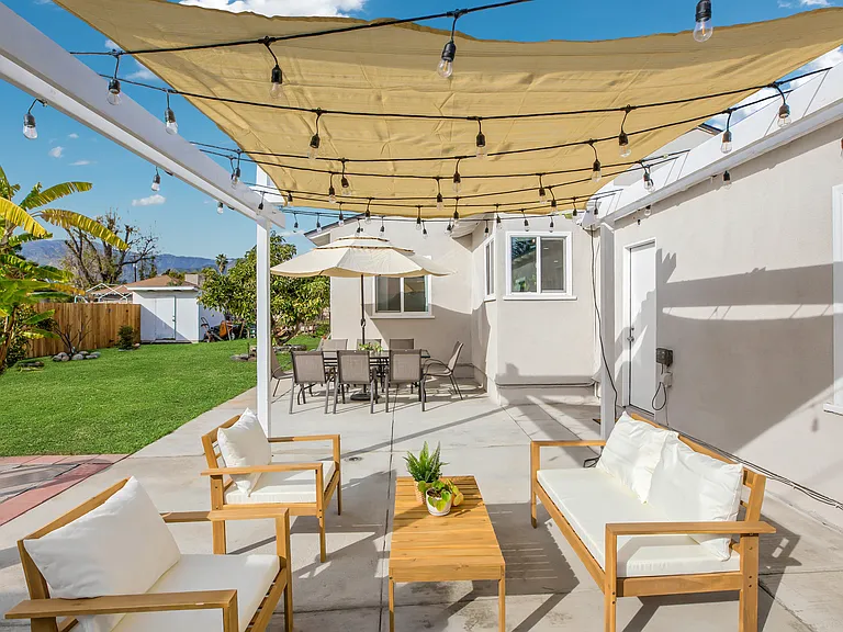 533 N Cerritos Ave — Photo 46