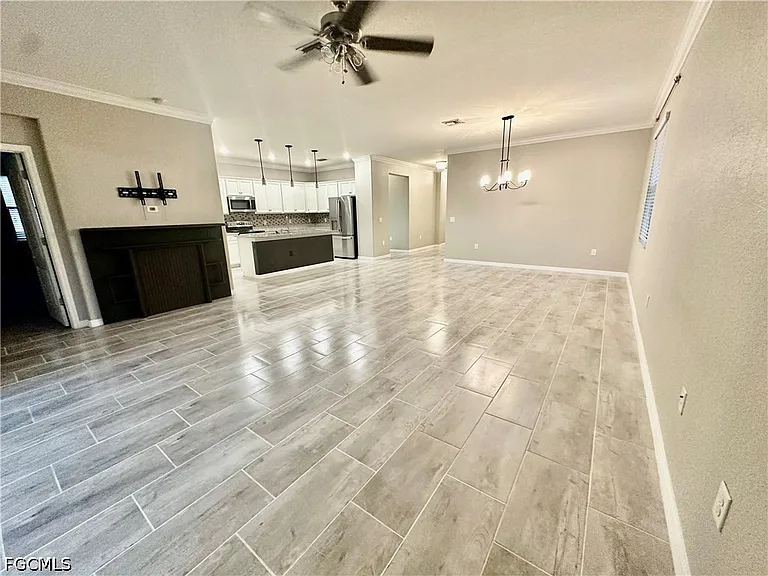 12952 Broomfield Ln — Photo 5