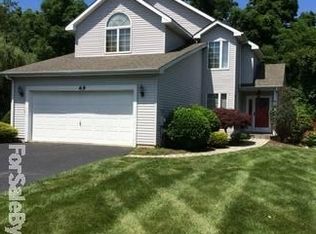 69 Long Rifle Ct, Newark, DE 19702