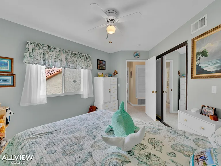 17547 Devereux Rd — Photo 21