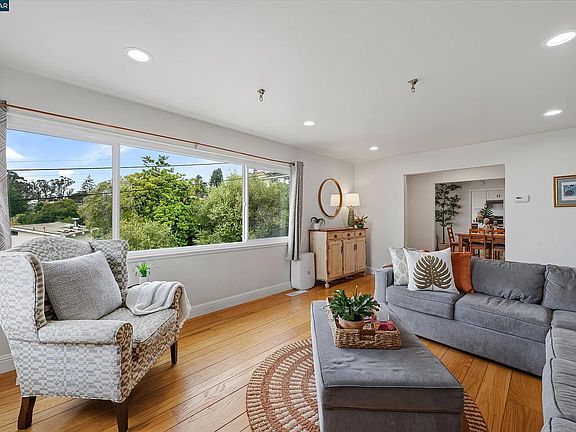 4th image of 7830 Shevlin Pl