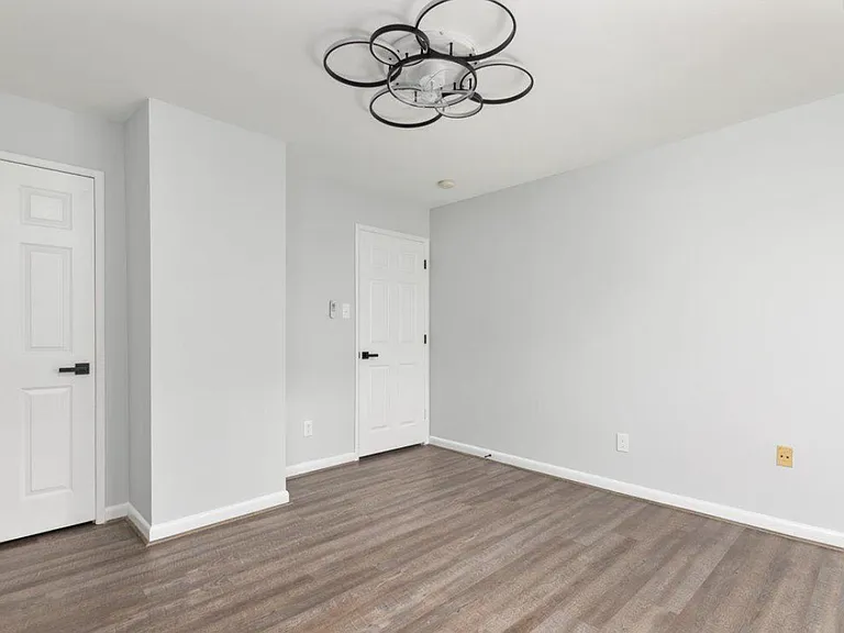 1701 Gainesville St SE #101 — Photo 8