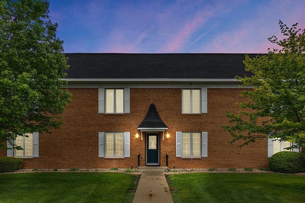 1724 Camellia Dr — Photo 4