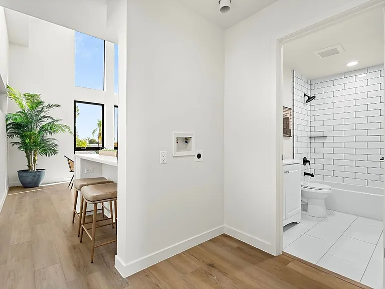 3322 Nile St — Photo 18