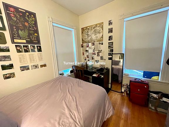 5th image of 80 Hillside St #2R