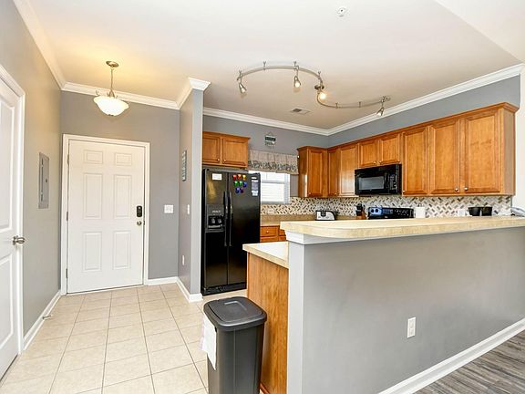 5th image of 6253 Catalina Dr. #1632
