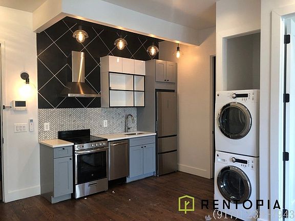 3rd image of 83 Graham Ave #207